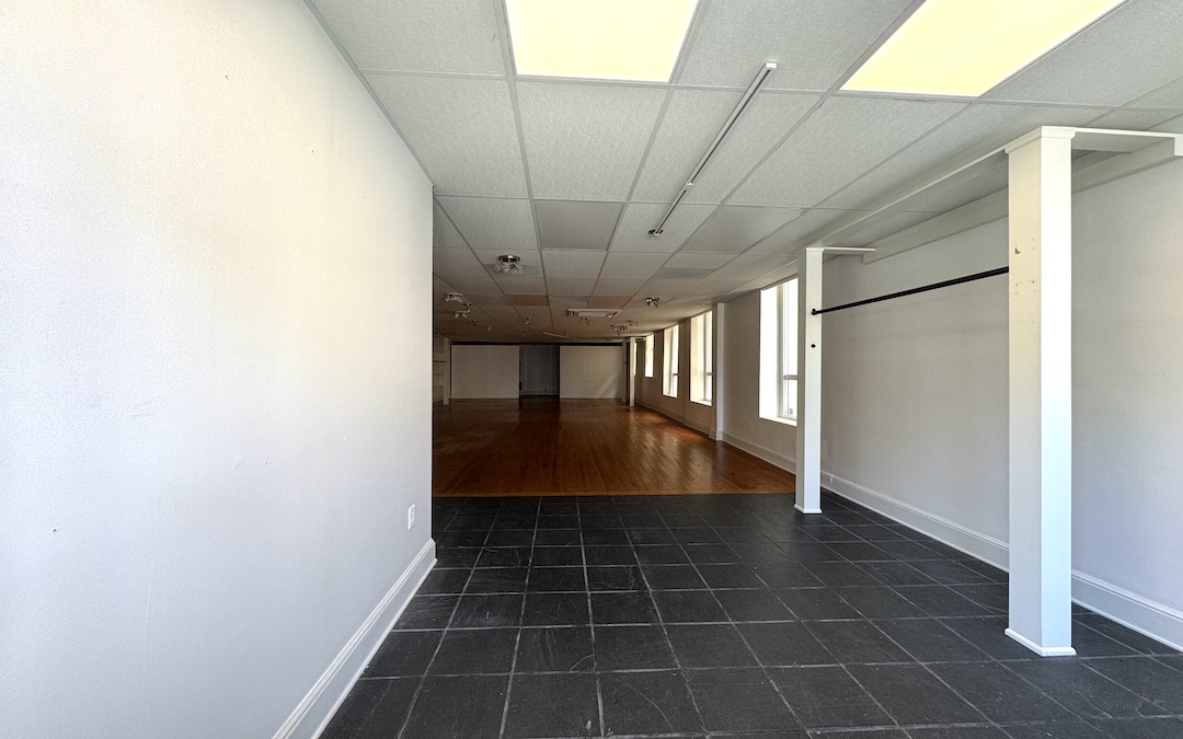149.5 E Bay St.-7